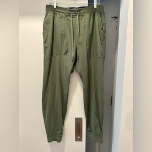 Lululemon men's ABC joggers XL